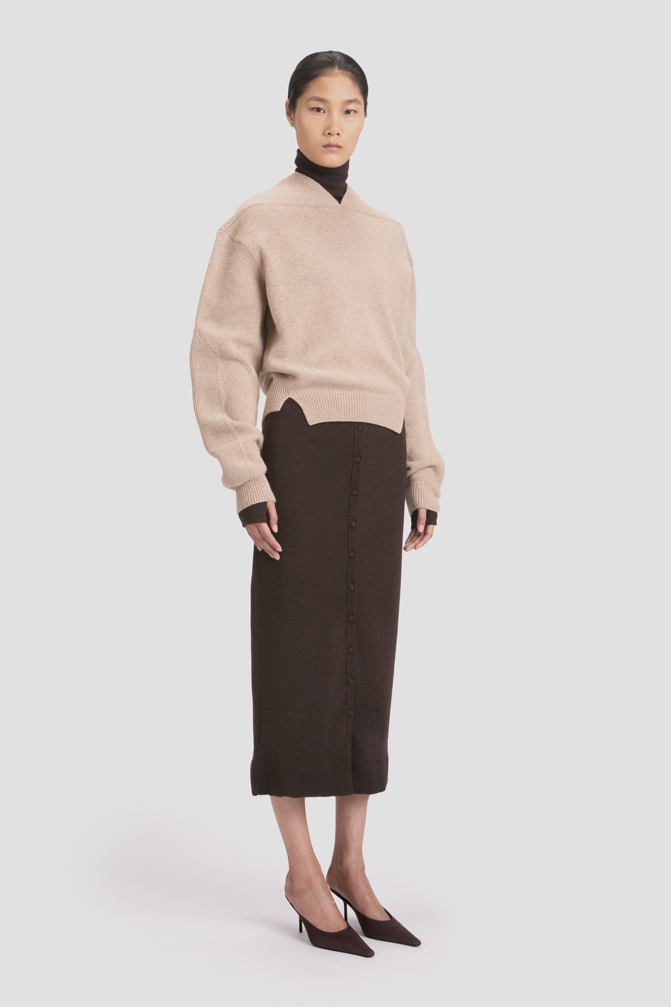 V-Neck Jumper In Sand