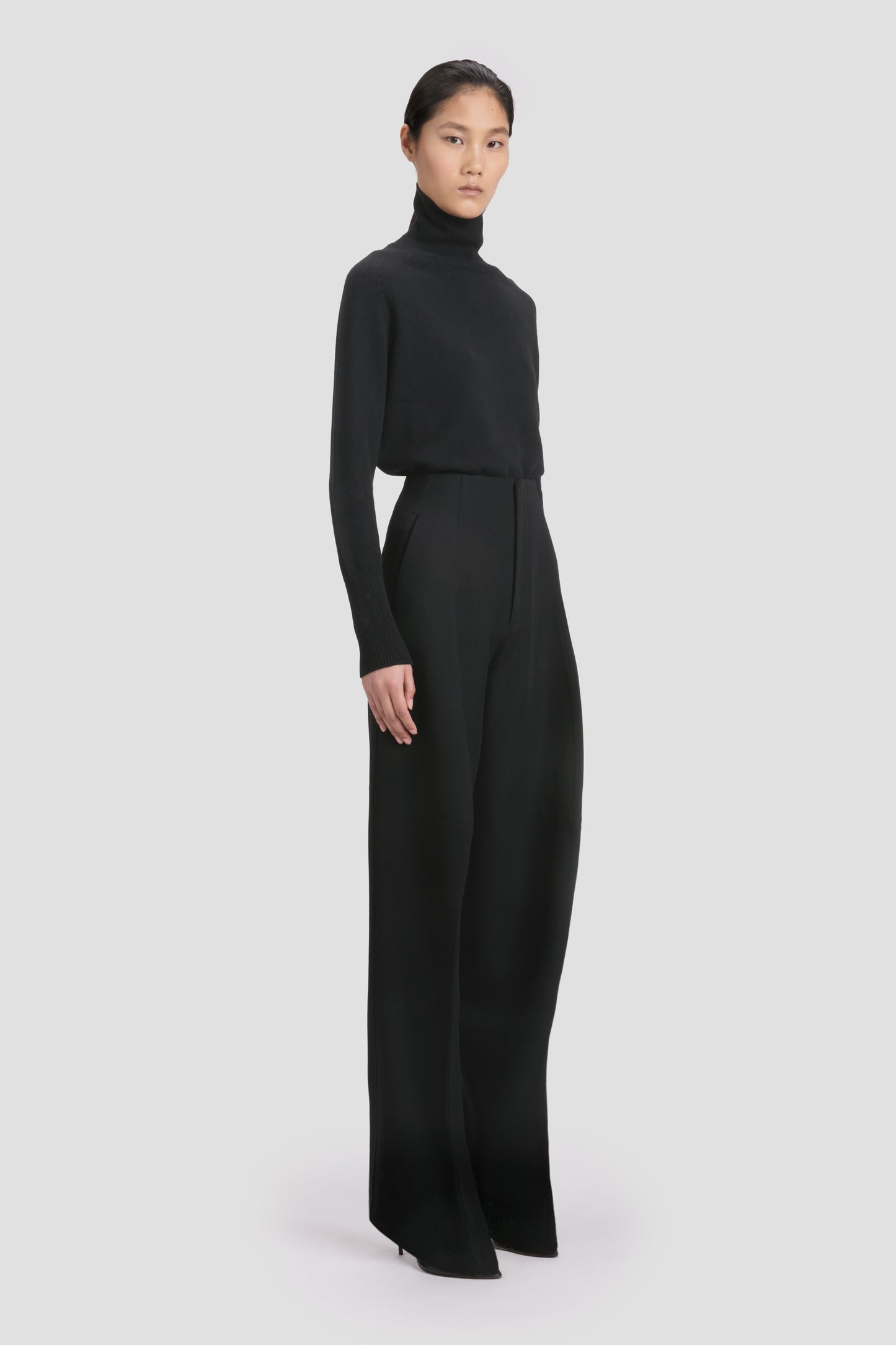 Sculptural Leg Trouser In Black