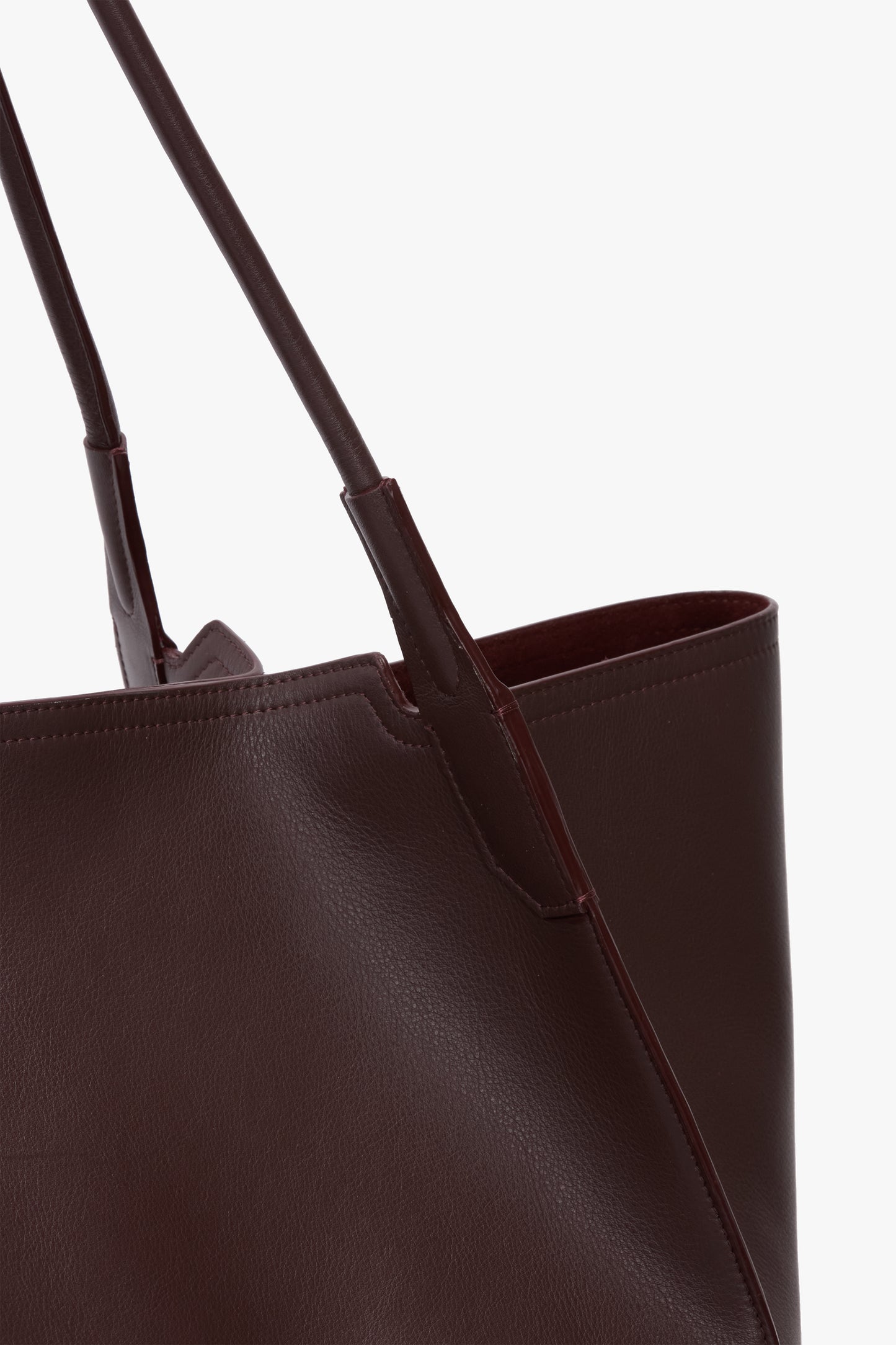 Victoria  Travel Tote In Burgundy Soft Leather