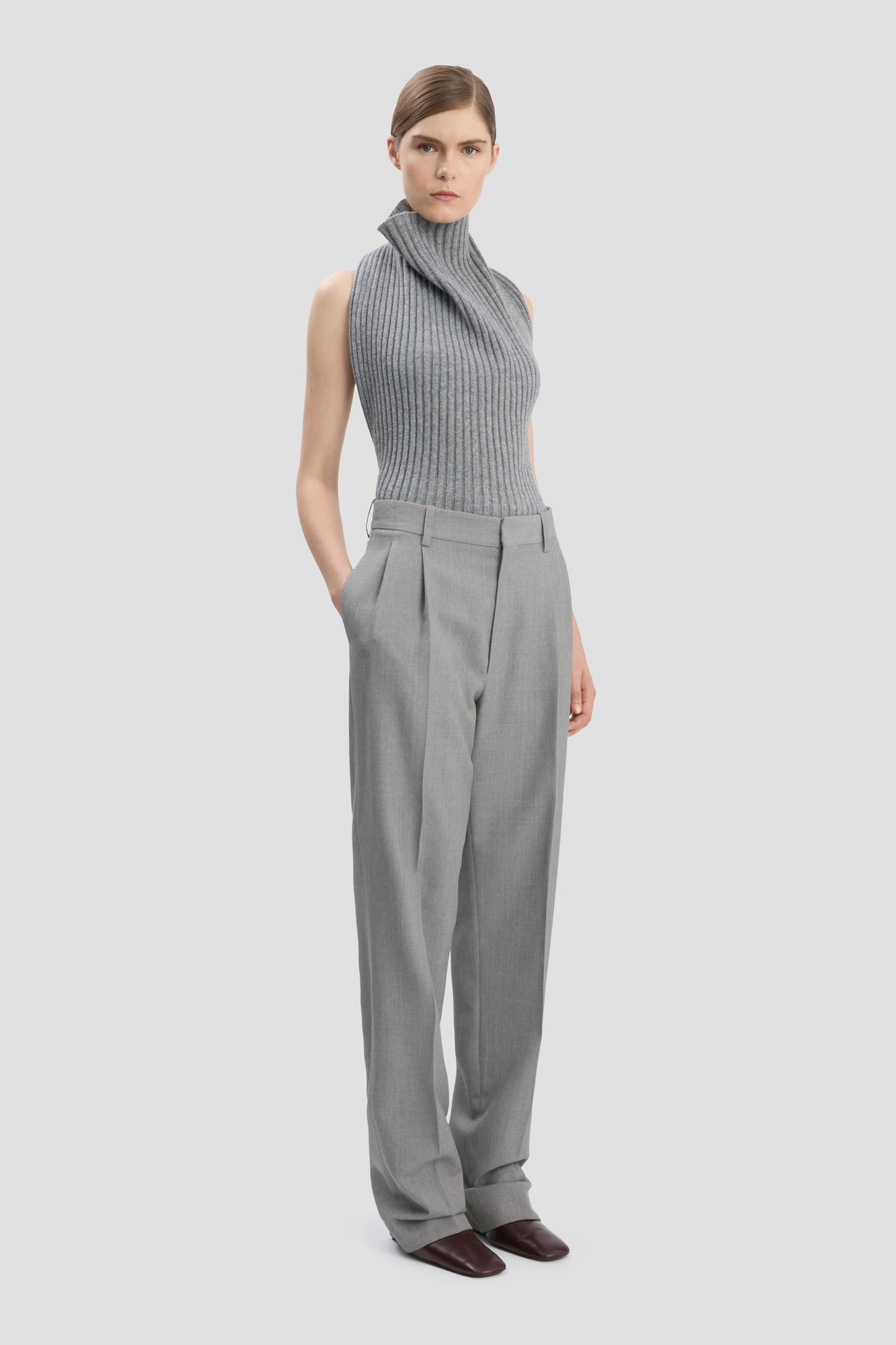 Straight Leg Trouser In Light Grey Melange