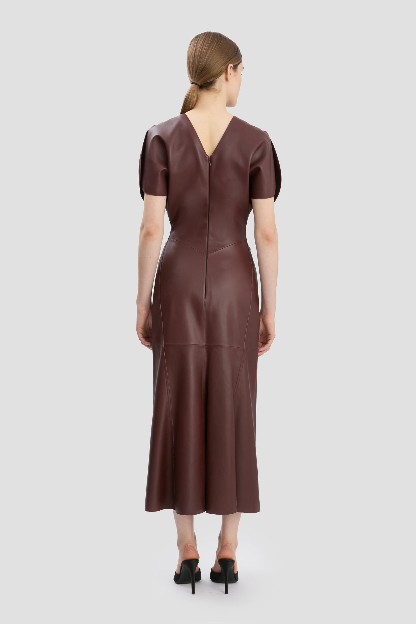 Bela Midi Dress In Burgundy