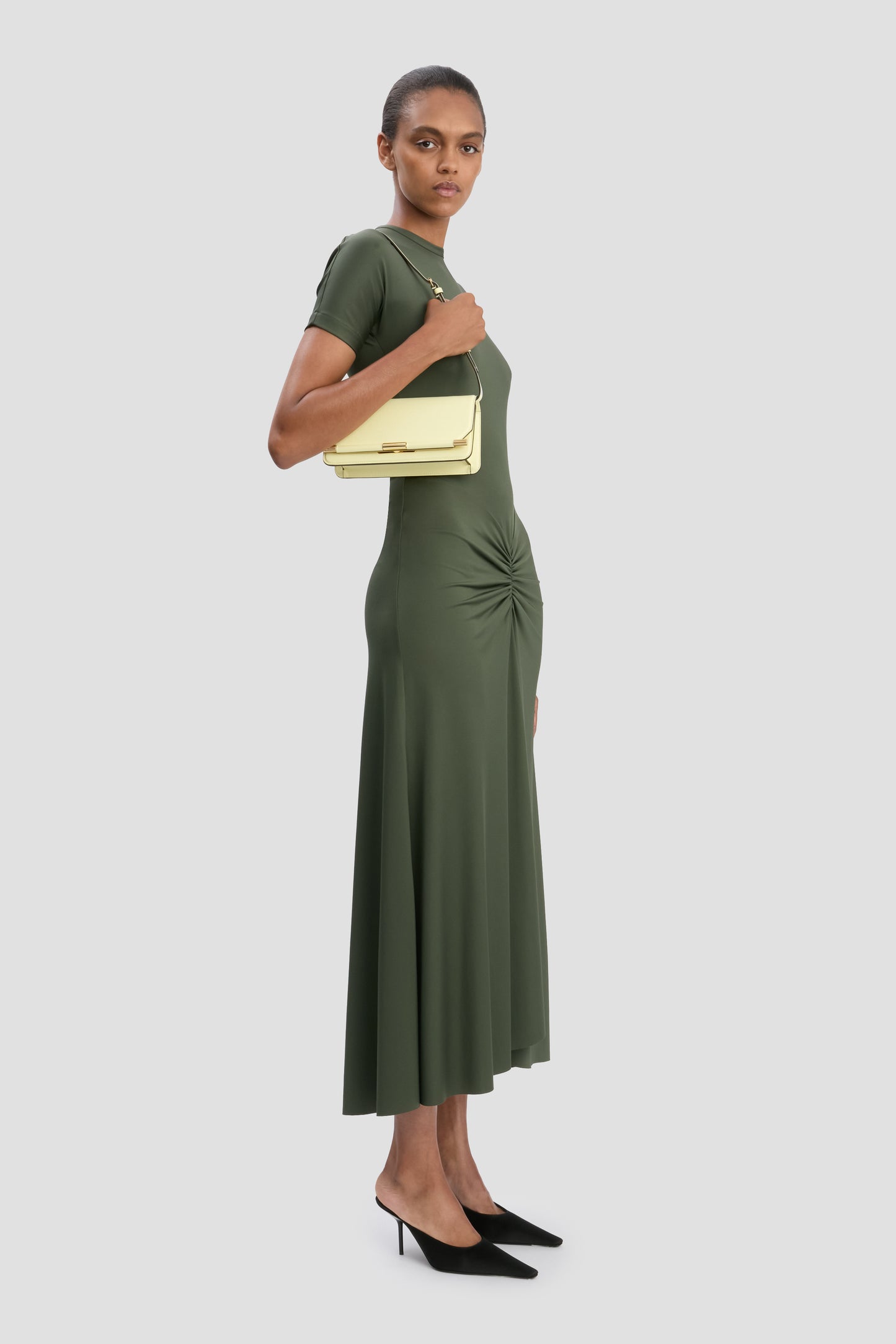 202 Clutch Bag In Daffodil Yellow Leather