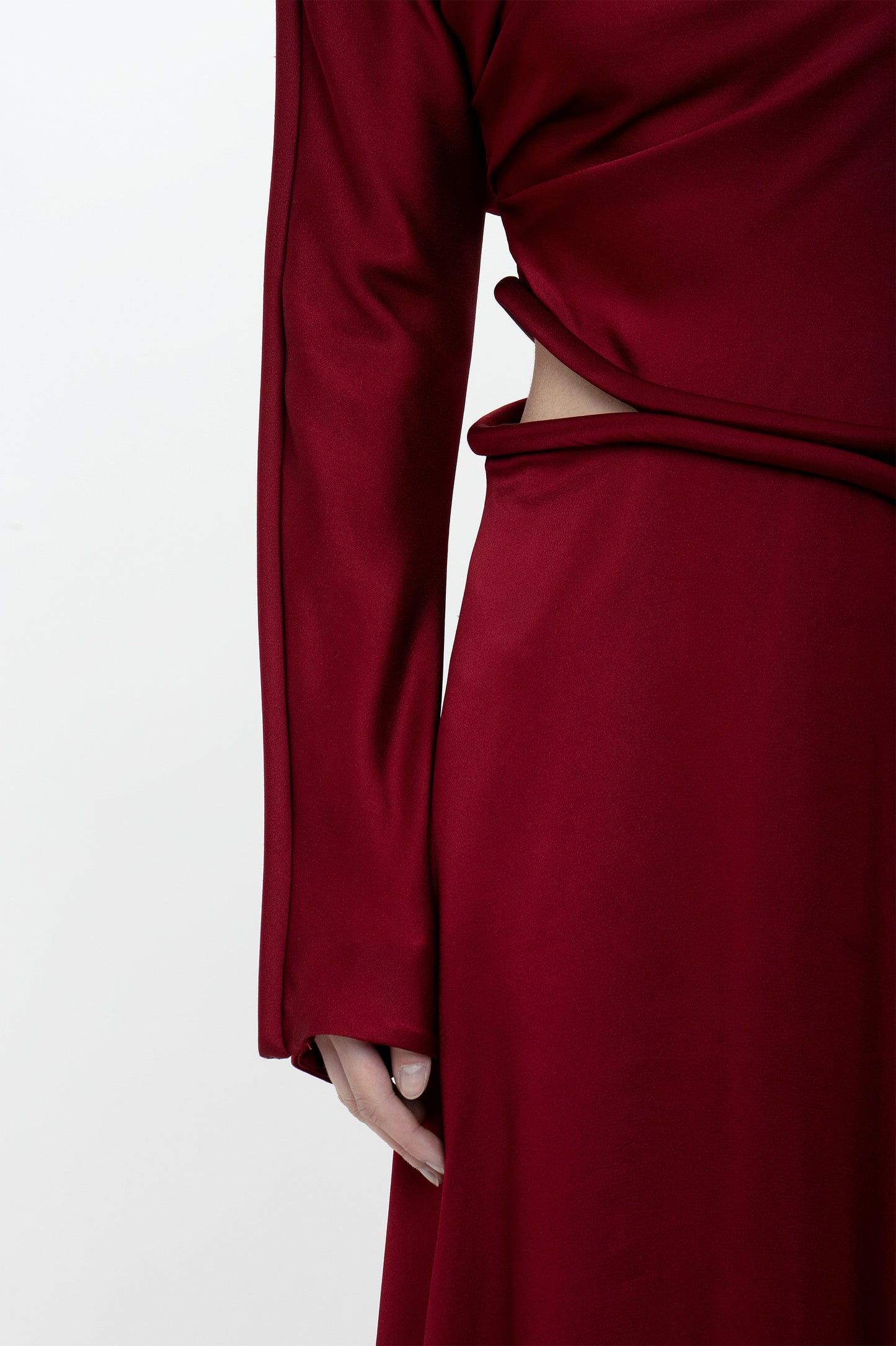 Padded Tube Detail Midi Dress In Oxblood