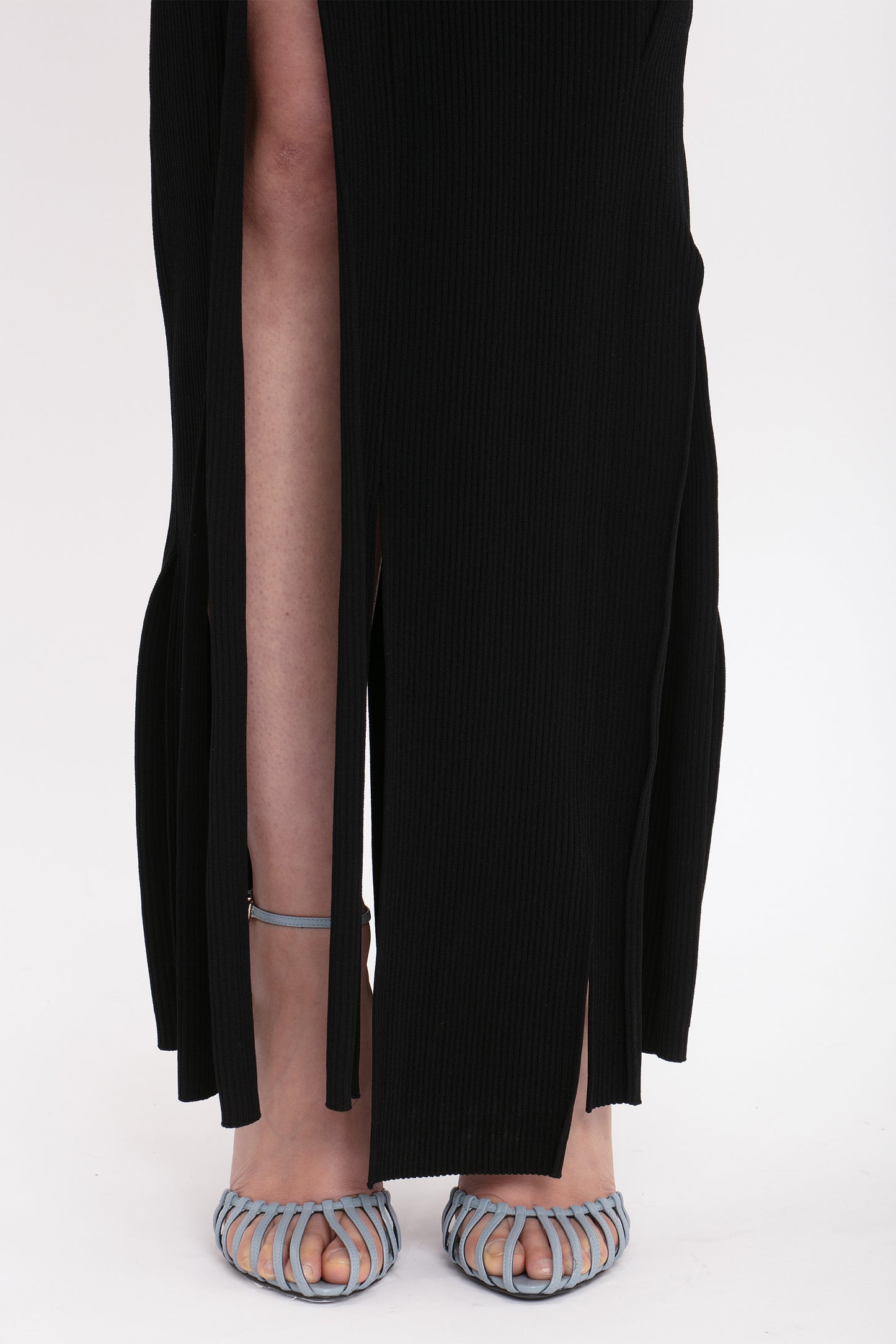 Plait Detail Sleeveless Dress In Black