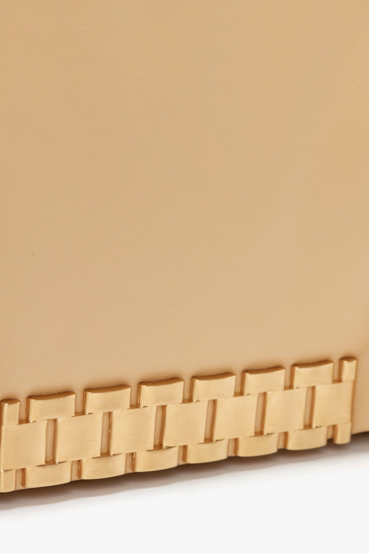 Puffy Jumbo Chain Pouch Bag In Sesame Leather
