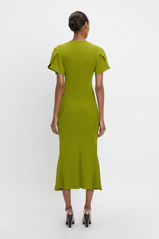 オールインワン・サロペット Victoria Beckham Shirt Midi Dress Red Fitted T-shirt Dress In Bright Red | Designer Dresses