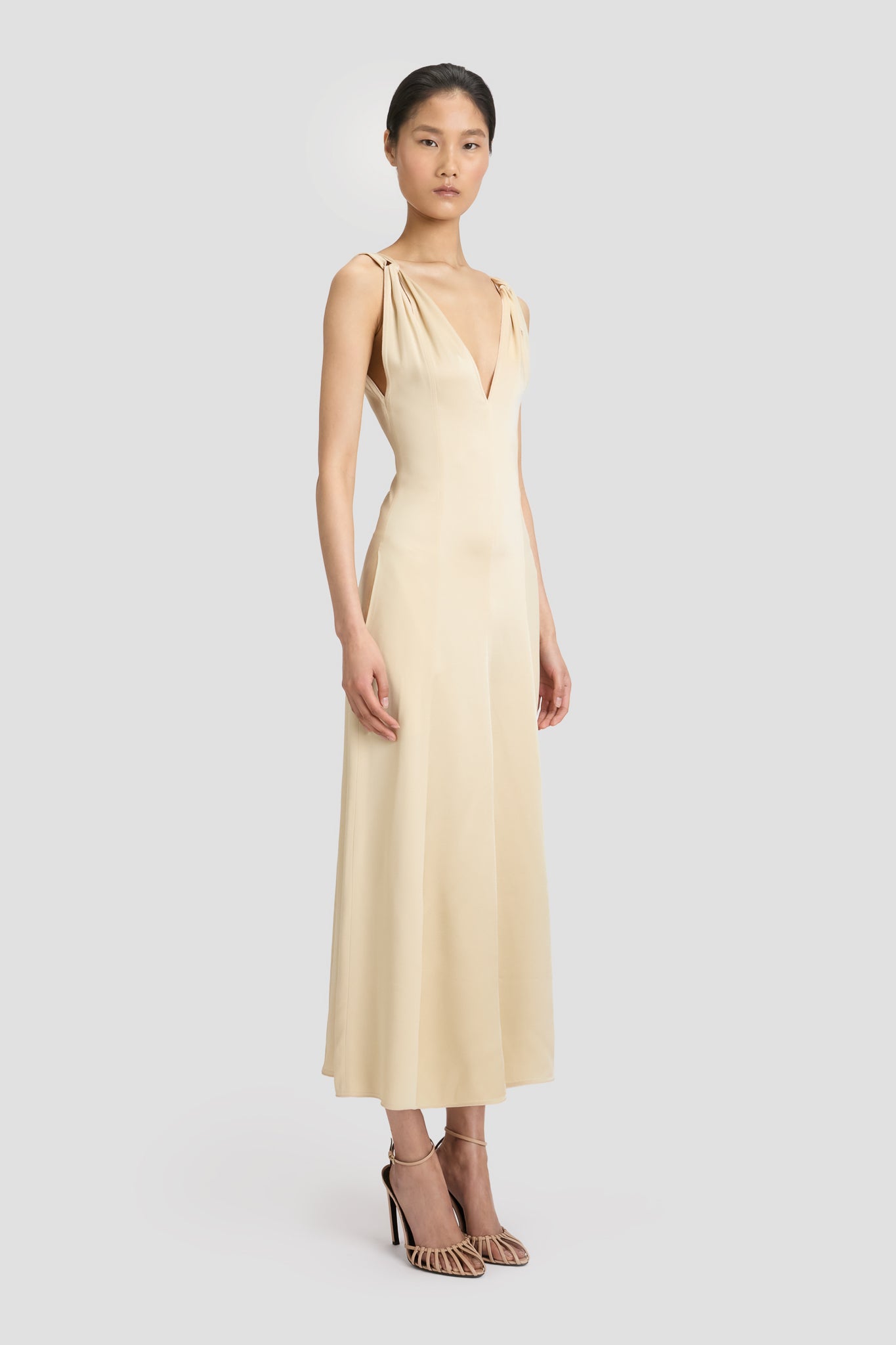 【関税送料込】☆Victoria Beckham☆Twist Shoulder Dress Twist Shoulder Dress In Macadamia | Designer Dresses