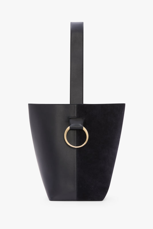 Dia Bucket Bag In Navy Leather