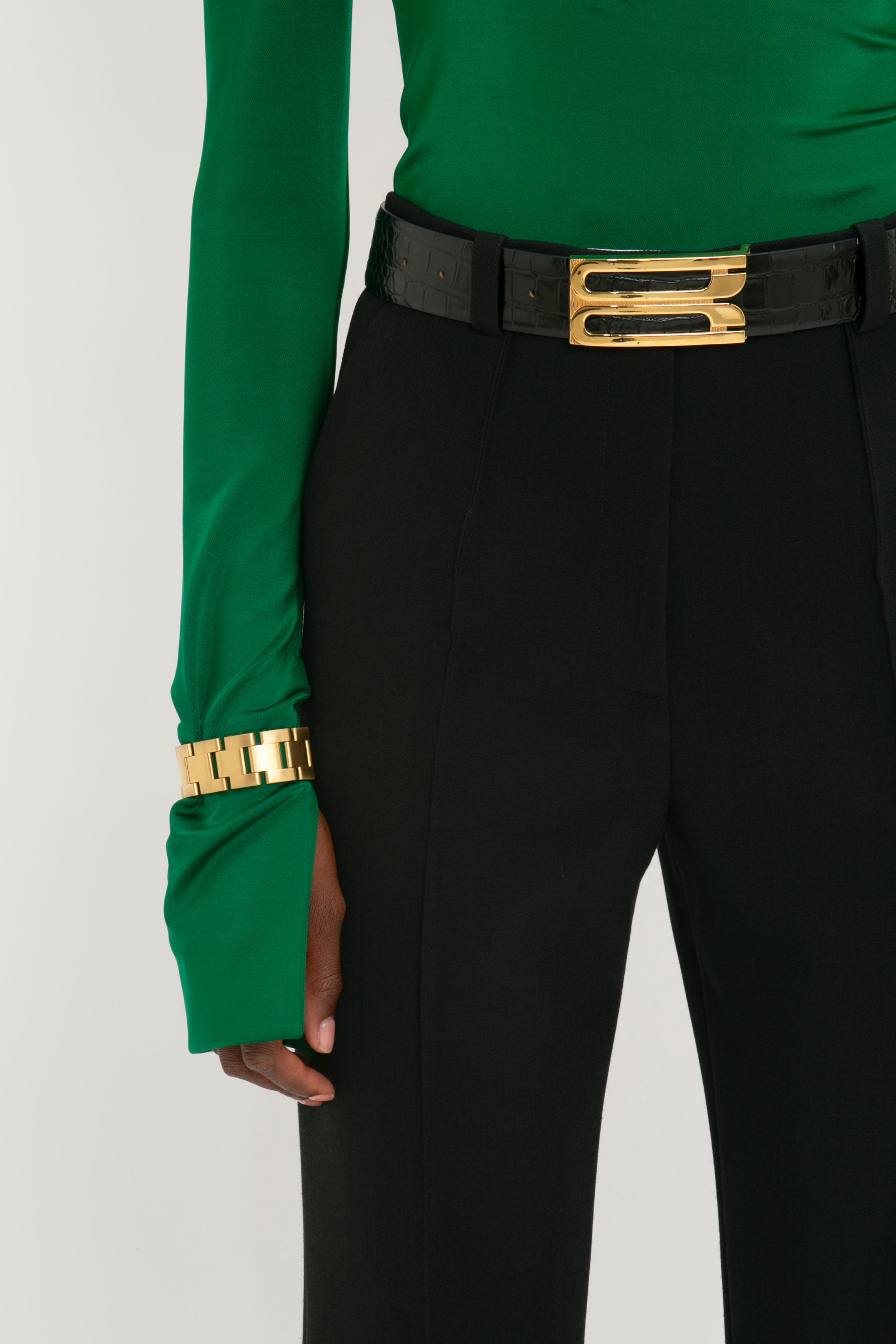 Frame Buckle Belt in Black Leather – Victoria Beckham