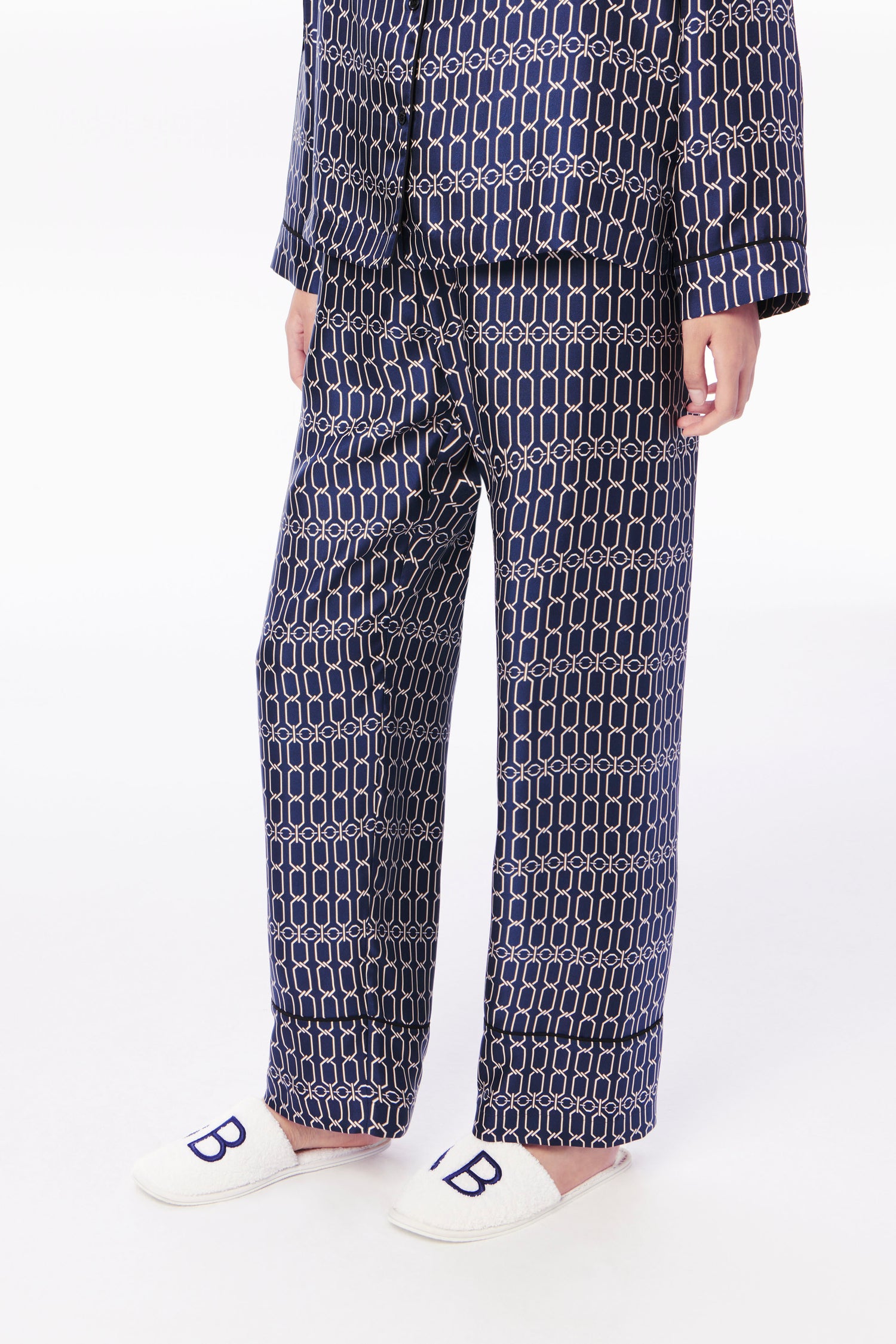 Chain Print Pyjama Set in Navy – Victoria Beckham US